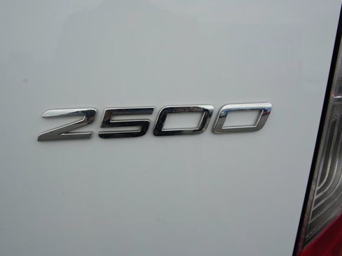 Used 2024 Mercedes-Benz Sprinter 2500 image 15