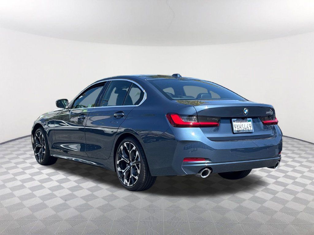 Used 2026 BMW 330i Sedan w/ Convenience Package RWD image 4