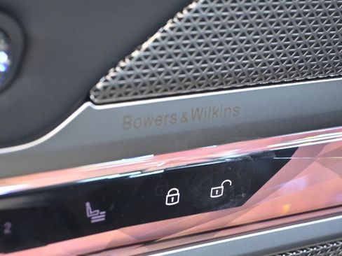 New 2026 BMW 750e xDrive w/ Executive Package image 13