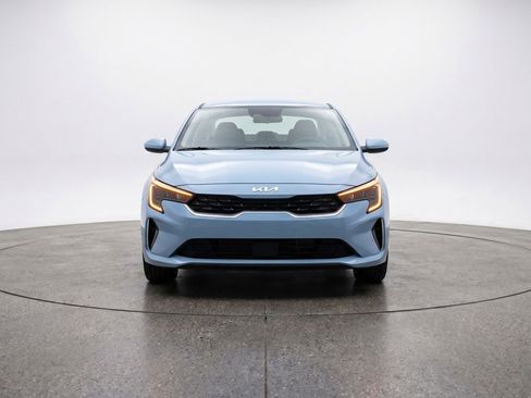 Used 2025 Kia K4 FWD image 2