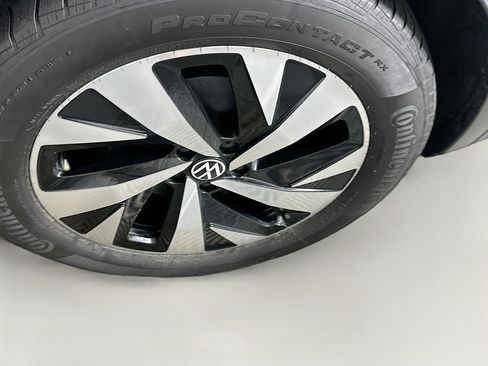 Used 2023 Volkswagen ID.4 Pro RWD image 11