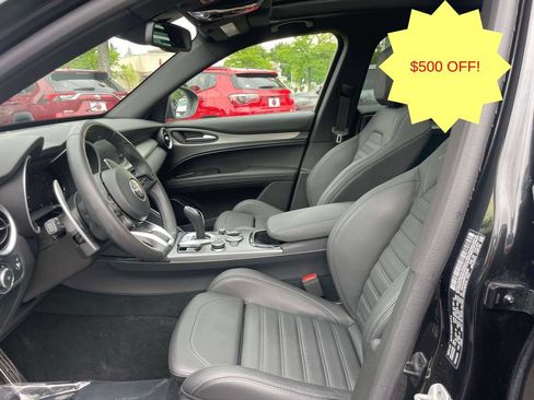 Used 2024 Alfa Romeo Stelvio Veloce AWD/4WD image 18