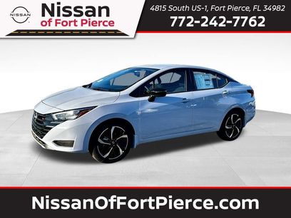New 2025 Nissan Versa SR w/ Trunk Package