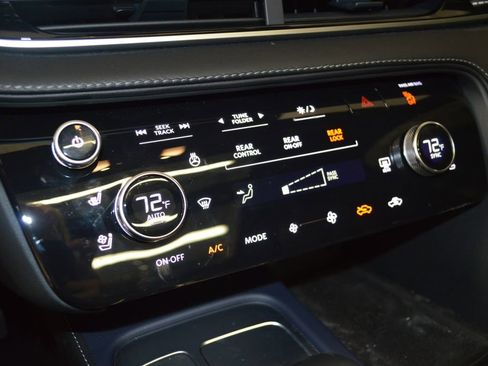 Certified 2026 INFINITI QX60 Sport w/ Dark Cargo Package AWD/4WD image 27