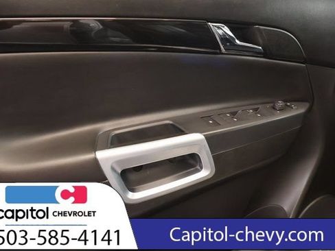 Used 2013 Chevrolet Captiva Sport LTZ FWD image 10