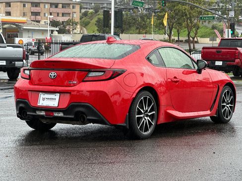 Used 2023 Toyota GR86 image 5