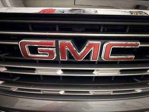 New 2026 GMC Sierra 1500 SLE image 29