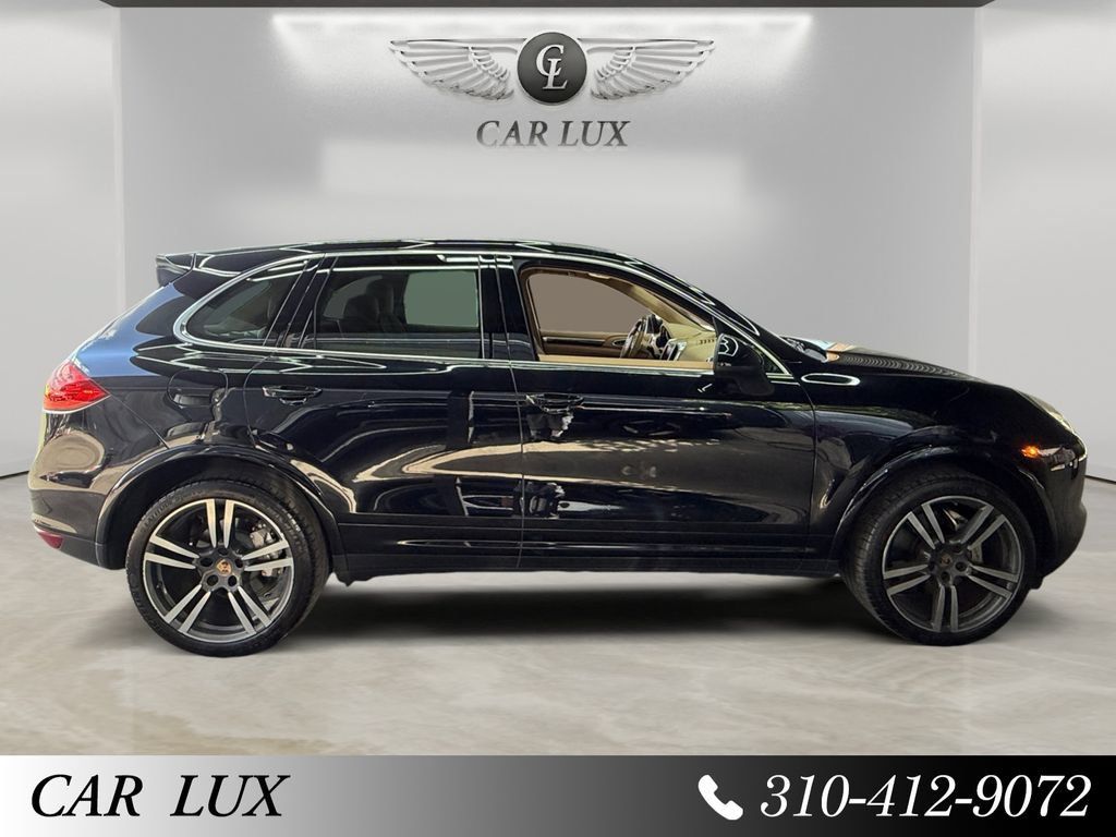 Used 2013 Porsche Cayenne S AWD/4WD image 6