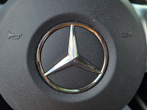 Certified 2023 Mercedes-Benz GLB 250 image 34