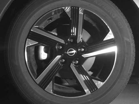 Used 2025 Nissan Sentra SV image 12