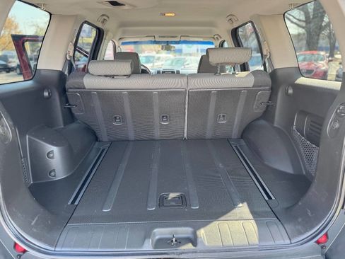 Used 2006 Nissan Xterra S image 21