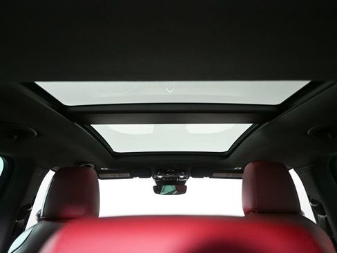 Used 2023 Maserati Grecale Modena AWD/4WD image 18