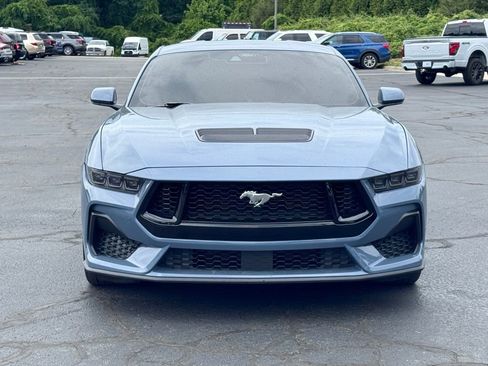 Used 2025 Ford Mustang GT RWD image 17