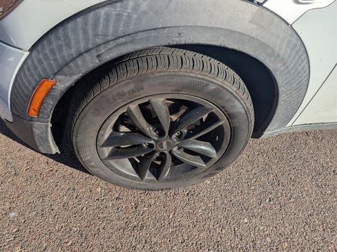 Used 2012 MINI Cooper Countryman image 9