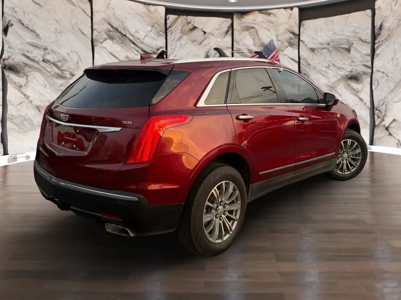Used 2017 Cadillac XT5 Luxury w/ Driver Awareness Package FWD image 4