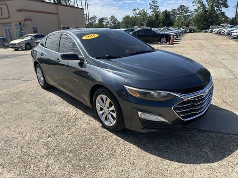 Used 2019 Chevrolet Malibu LT FWD image 3