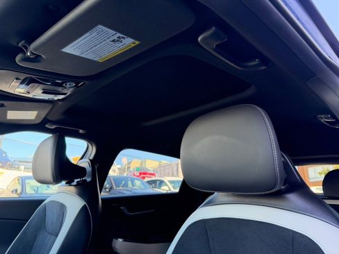 Used 2024 Kia EV6 GT-Line image 22