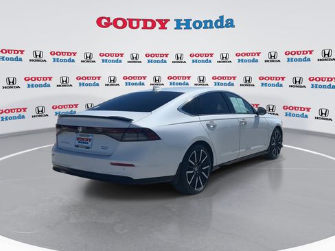 Certified 2023 Honda Accord Touring image 8