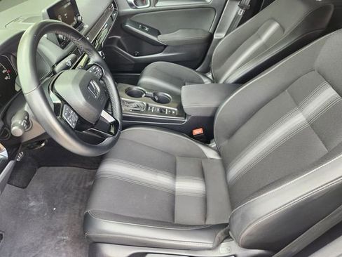 Used 2025 Honda Civic Sport image 13