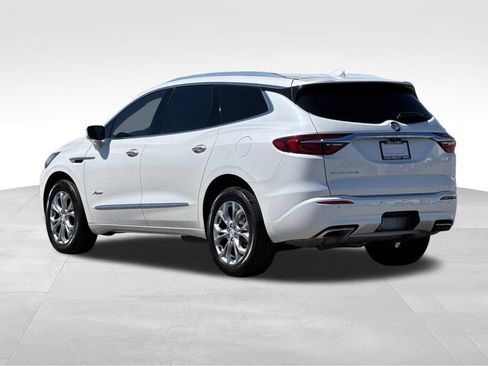 Used 2021 Buick Enclave Avenir w/ Avenir Technology Package FWD image 3