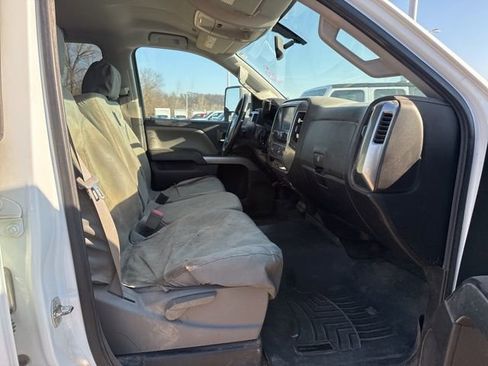 Used 2016 Chevrolet Silverado 2500 LT w/ LT Convenience Package image 24