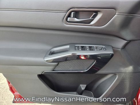 New 2026 Nissan Pathfinder SV FWD image 11