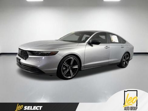 Used 2023 Honda Accord Sport image 1