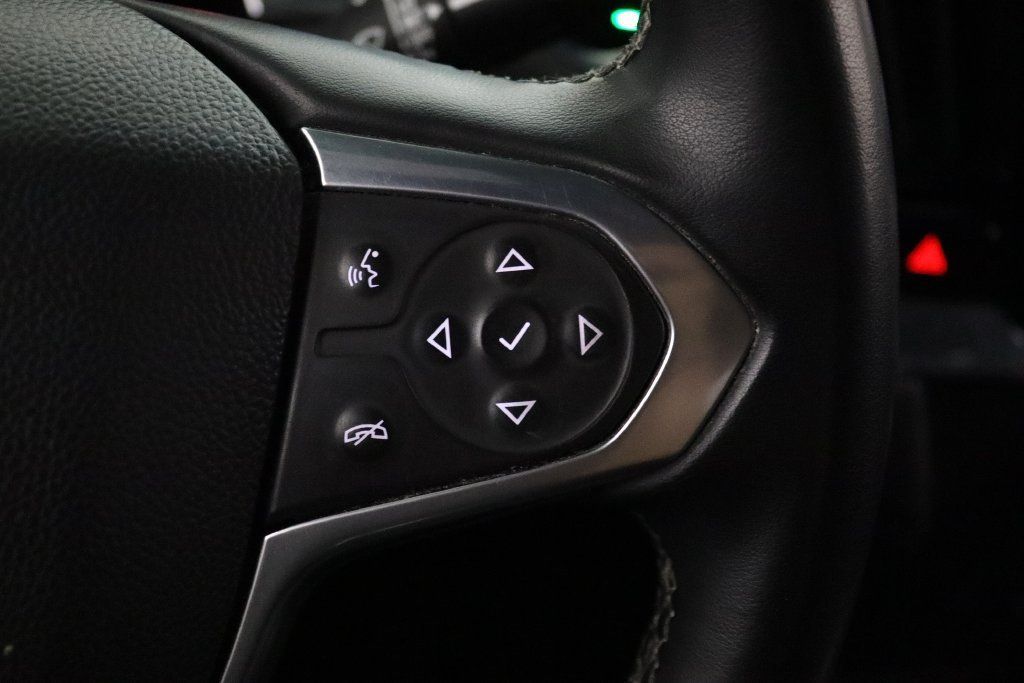 Used 2023 Chevrolet Traverse LT AWD/4WD image 14