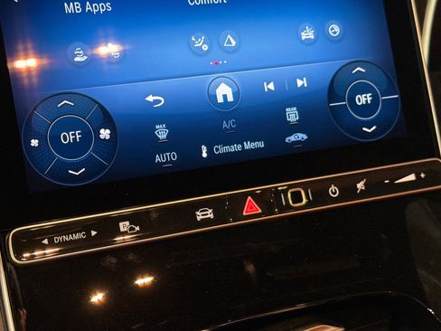 New 2026 Mercedes-Benz C 300 Sedan image 18