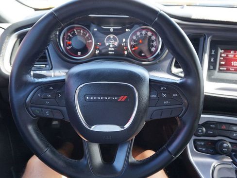 Used 2017 Dodge Challenger SXT image 24