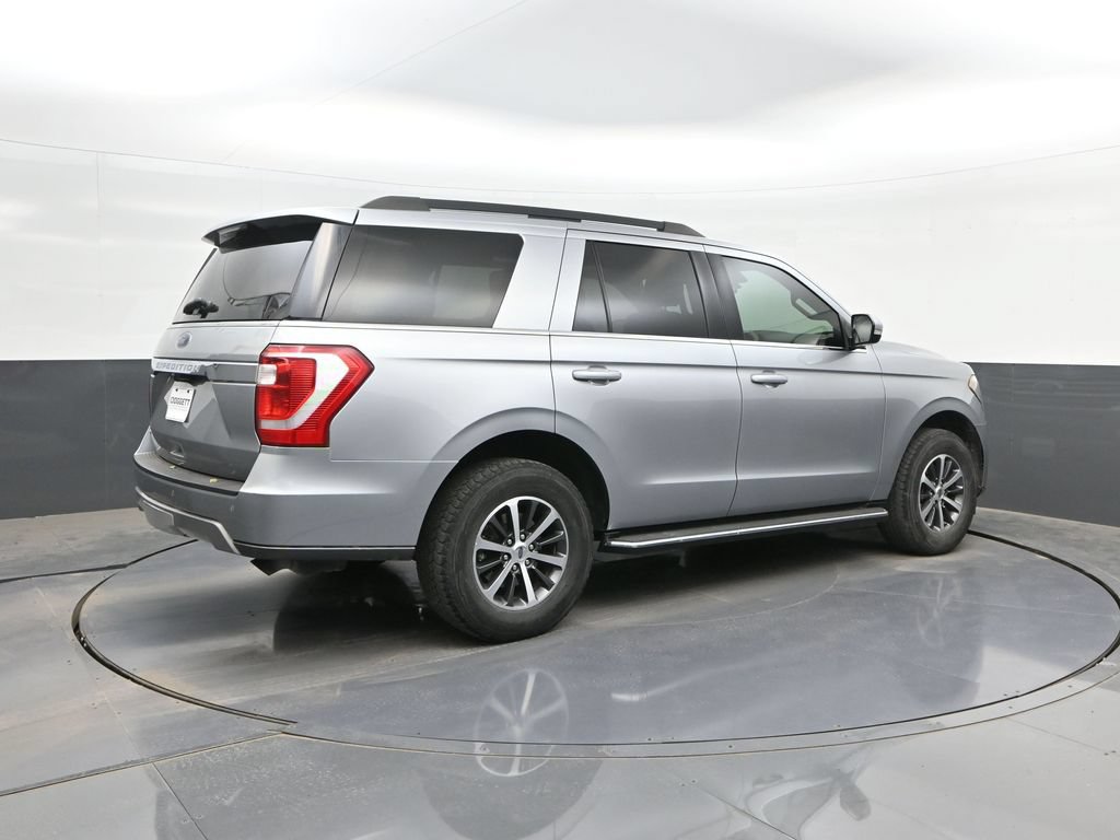 Used 2020 Ford Expedition XLT w/ Equipment Group 202A RWD image 15