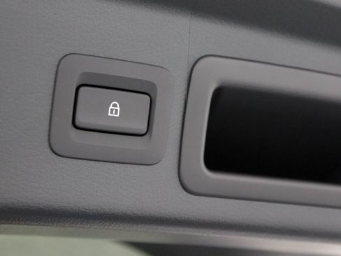 New 2025 MAZDA CX-30 AWD 2.5 S w/ Preferred Package image 49