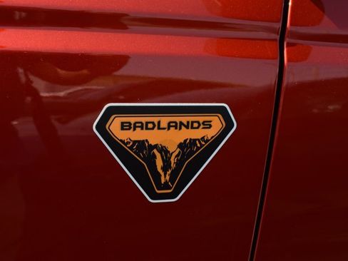 Used 2024 Ford Bronco Badlands AWD/4WD image 7