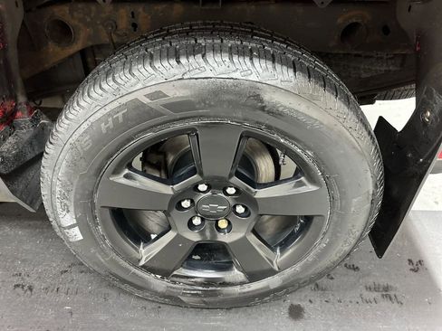 Used 2018 Chevrolet Silverado 1500 Custom w/ Custom Value Package image 8