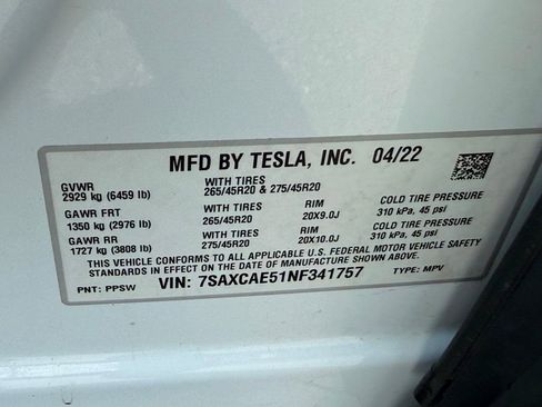 Used 2022 Tesla Model X image 43