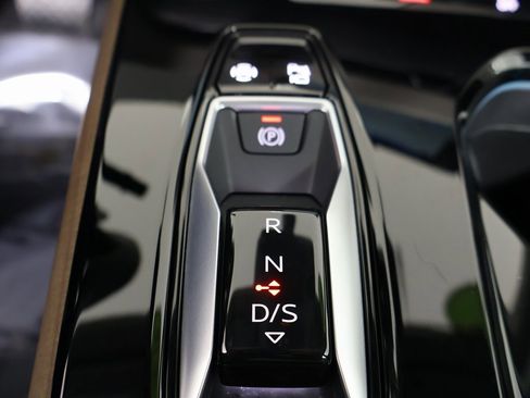 Used 2025 Audi A5 2.0T Premium Plus w/ Premium Plus image 4