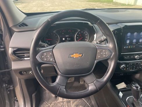 Used 2020 Chevrolet Traverse LT w/ LT Premium Package AWD/4WD image 13