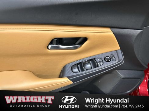 Used 2023 Nissan Sentra SV w/ SV Premium Package FWD image 10