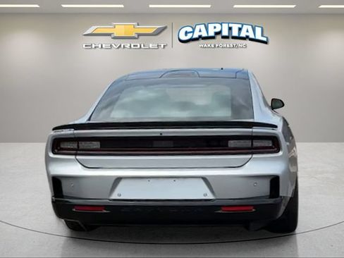 Used 2025 Dodge Charger Daytona Scat Pack w/ Track Pack AWD/4WD image 4