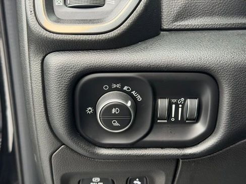 Used 2019 RAM 1500 Sport w/ Level 2 Equipment Group image 20