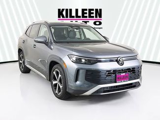 Used 2025 Volkswagen Tiguan SE FWD video 1
