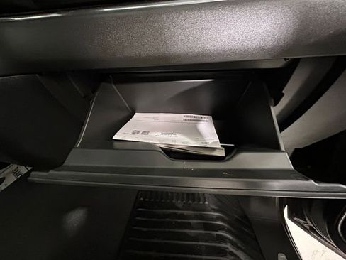 Used 2023 Chevrolet Silverado 1500 LT image 28