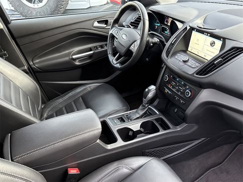 Used 2019 Ford Escape SEL image 26