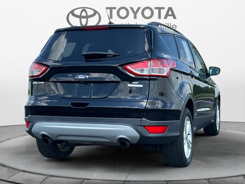Used 2016 Ford Escape SE w/ Equipment Group 201A FWD image 6