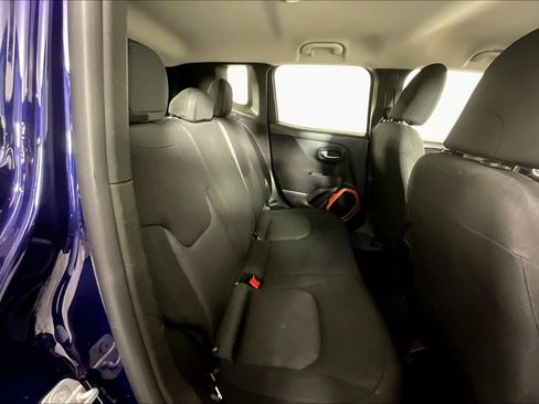 Used 2018 Jeep Renegade Sport w/ Power & Air Group image 25