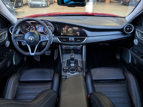 Used 2019 Alfa Romeo Giulia Ti Sport w/ Quick Order Package 22U Sport image 3