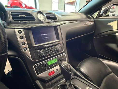 Used 2013 Maserati GranTurismo Sport image 53