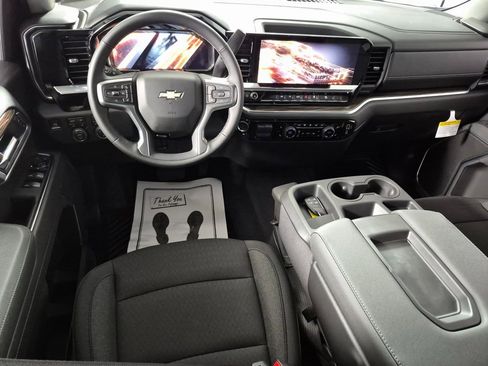 New 2026 Chevrolet Silverado 1500 LT w/ Z71 Off-Road Package image 10