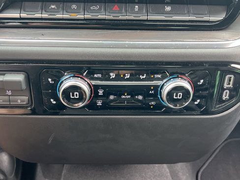 Used 2025 GMC Sierra 1500 SLT image 20