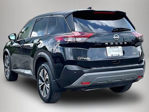 Certified 2023 Nissan Rogue SV FWD image 4